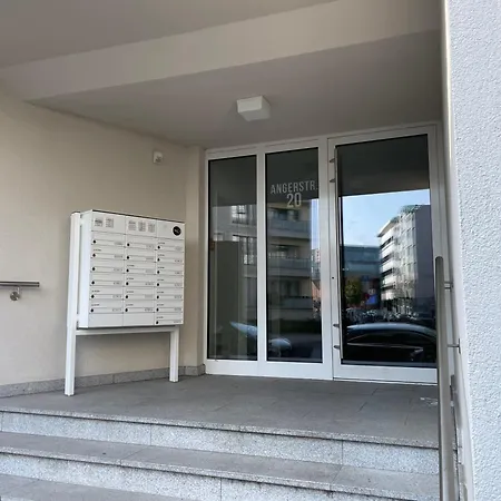 E&a Mitten Im Stadtzentrum Mit Lift Und Tiefgarage