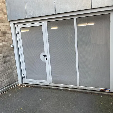 E&a Mitten Im Stadtzentrum Mit Lift Und Tiefgarage *