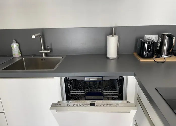 E&a Mitten Im Stadtzentrum Mit Lift Und Tiefgarage * 하노버