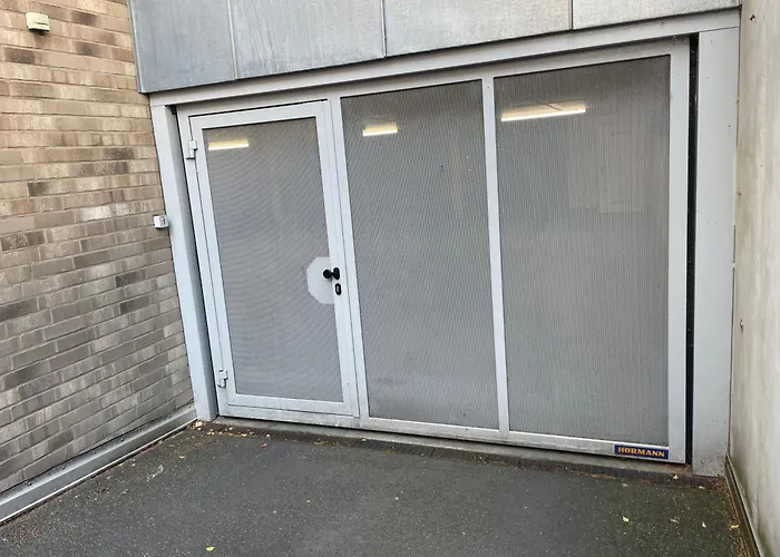 E&a Mitten Im Stadtzentrum Mit Lift Und Tiefgarage *