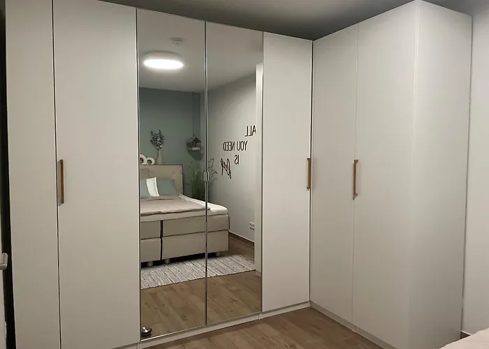E&a Mitten Im Stadtzentrum Mit Lift Und Tiefgarage